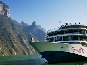 Wu Gorge of the Yangtze Three Gorges 5