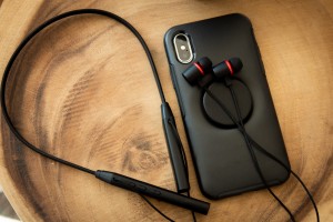 Decibell Announces Kinetic One WIRED & Kinetic One WIRELESS Vibrating In-Ear Headphones