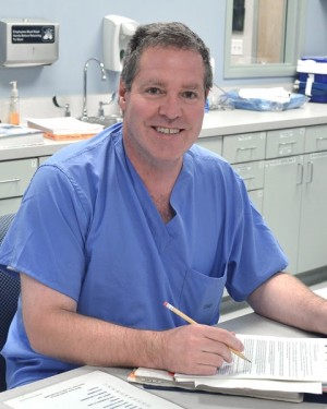 Larry R. Padgett, MD, an Orthopedic Surgeon and Sports Medicine Specialist with Advanced Orthopedic Surgery and Sports M