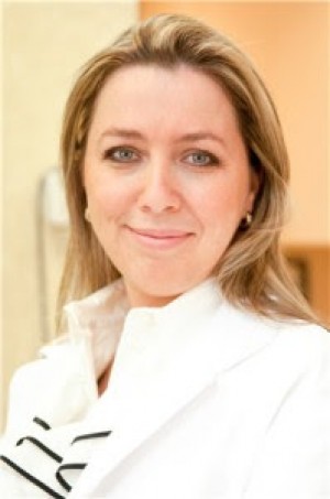 Natalie Krasnyansky, DDS, a Dentist with Essential Dental of Roslyn & Galleria Dental Group, LLC