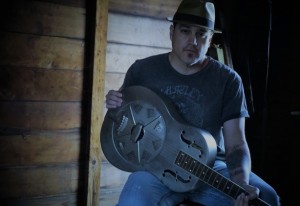 Singer - Banjo Bones