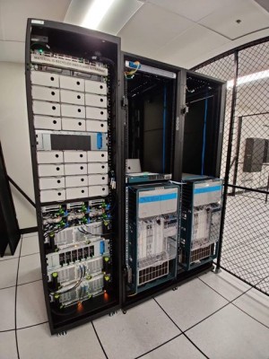 6x7 logo highres transparent