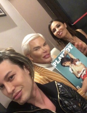 Fans Crazy on Lord Conrad and Rodrigo Alves meeting, The Two Superstars Created an Incredible Crowds
