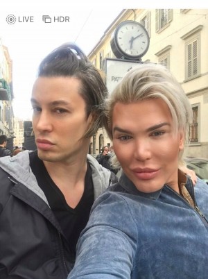Fans Crazy on Lord Conrad and Rodrigo Alves meeting, The Two Superstars Created an Incredible Crowds