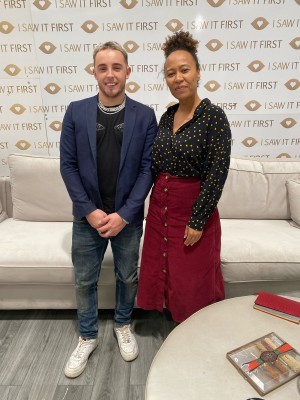 2B42517A 6563 45E6 A459 7ACC3AE5545C