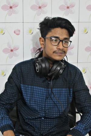 PicsArt 05 31 11 28 08