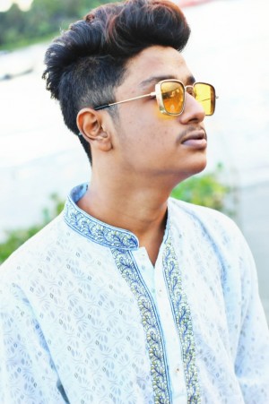 PicsArt 05 31 11 48 47