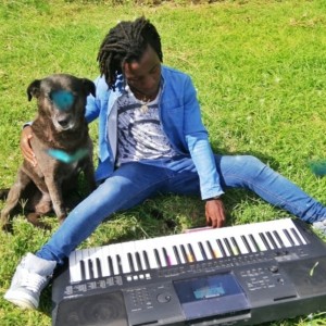 Jade Mario hanging out with his friends Erik and Öle