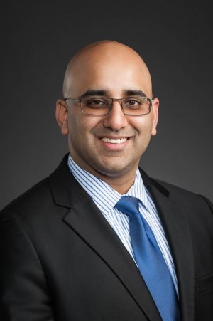 Anish R. Kadakia, MD, FAAOS, an Orthopaedic Surgeon with Center for Comprehensive Orthopaedic and Spine Care at Northwes