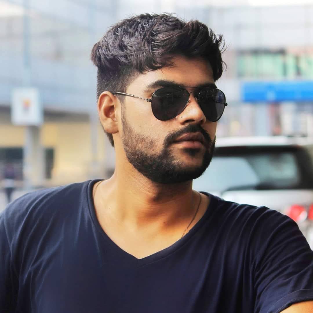 Aashish Kaushik Indian singer Wiki, Bio, Profile, Caste and Family