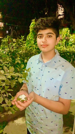 PHOTO 2021 04 12 20 23 41