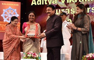 From left to right Rajashree Birla, Sreelakshmy Govardhanan, Vidyasagar Rao, Neerja Birla