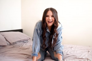 Lauren Davidson Finds The Good with New Single 
