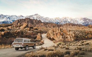 Jeep grand wagoneer vigilante 4x4 10