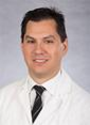 Sixto Arias, MD, Pulmonologist with Sylvester Comprehensive Cancer Center