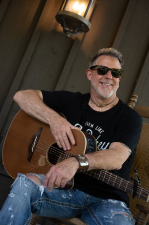 Chuck Thomas and a full band perform live at his album launch party in Nashville August 21st.