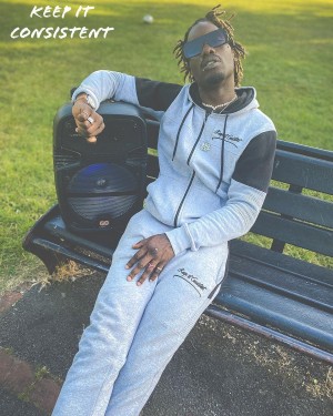 ‘Finest Things’, ‘Slatty’, ‘Its Da Way’, ‘In Luv’ by Bate Nate H