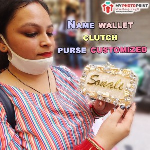 10 Gifts for Girlfriend That She Will Love(Fully Customized & Personalized)