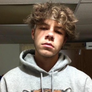 Hip Hop Singer - Ian Crothers