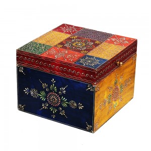 handmade multicolor embossed box in wood bh 0314