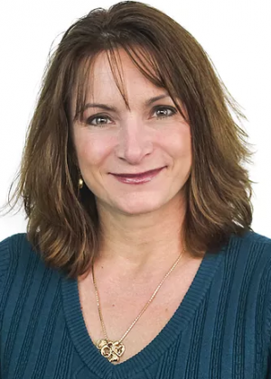 Lynne Lyons, MD, FAPA: Psychiatrist and Spravato and TMS Expert