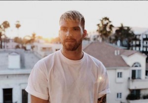 Singer - Jordan Waller