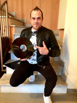 Nando Rodriguez Official Strangers Things