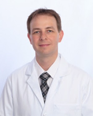 Robert S. Marks, MD, an Interventional Pain Management Specialist at Diagnostic Pain Center
