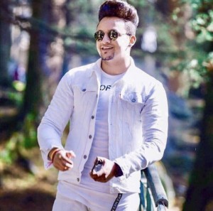 D1E2EB37 81C2 4558 A714 EFEE5857A3B2