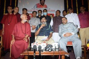 Acharya Rajneesh Lord Osho swami Yogesh Shri Ramdas Athavale