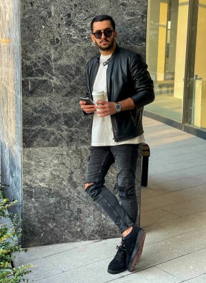 About Mahan Naeijzadeh Iranian Singer