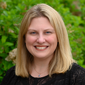 Stephanie Macke, DO, a Family Physician with Community Physician Network Family and Internal Medicine Care