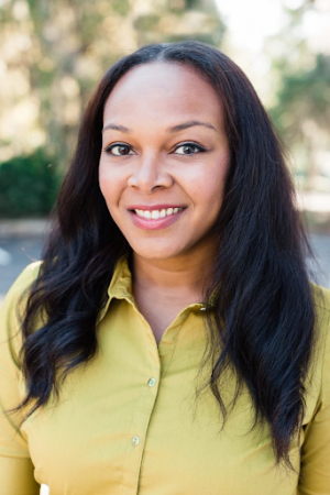 Gerilyn Worthy-Thayer, Ph.D., a Psychologist with Mandala Family Wellness