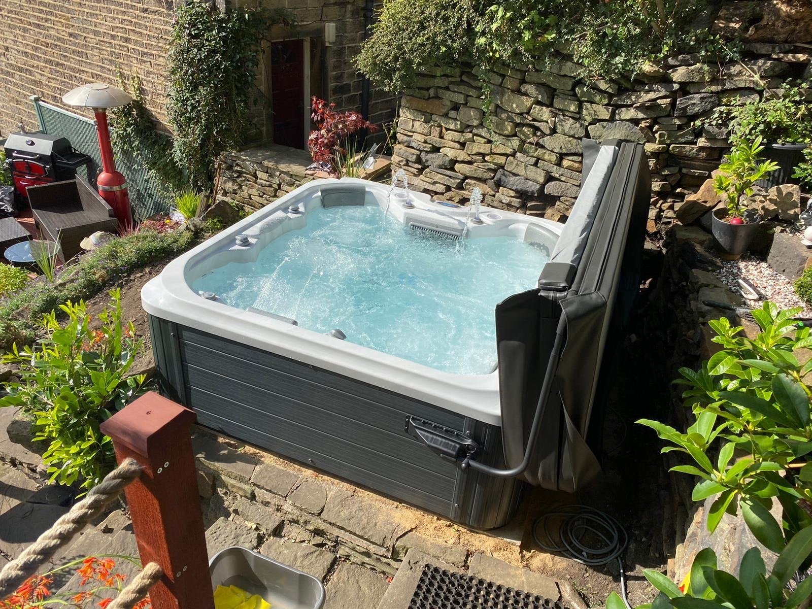 BlueFish Hot Tubs Wales' Most Energy Efficient Hot Tubs NOW