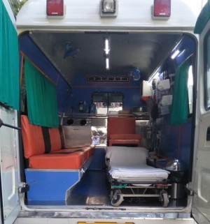 ambulance service in delhi