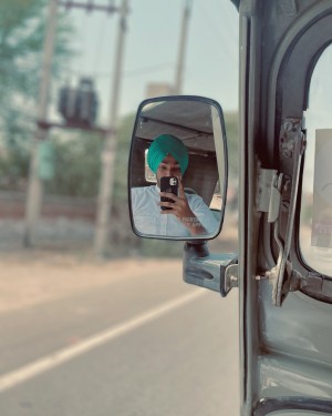 Rising Punjabi artist Abhi Brar wins hearts with his rebellious lyrical ballads