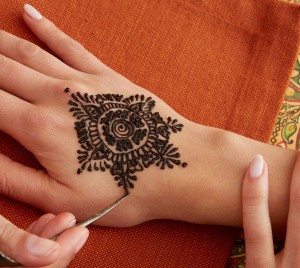 Henna art services in Singapore