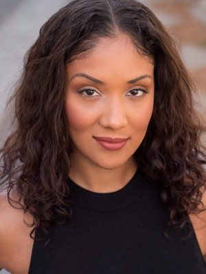 Adella Pasos - Business Influencer - Actress - TV Host