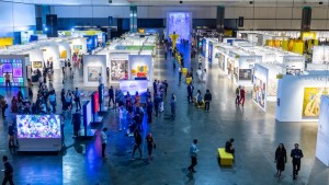 LA Art Show Floor 2021 CREDIT BIRDMAN PHOTOS