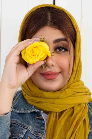 Zahra Meygoli ( karestoonegoli )