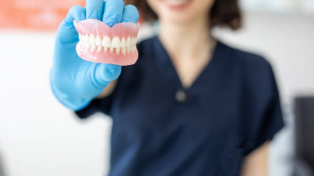 Now Avail High-Quality Dental Dentures at Sugar Land TX at an