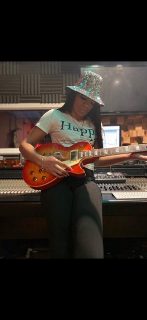 Kellie Kel Is Back with A Bang, and She's Taking Over as an Influencer and Indie Artist