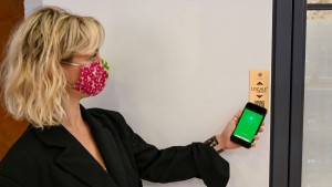 keyless entry smartphone unlocking using NFC Tile 1