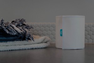 HYGE has started a bathroom hygiene revolution with the introduction of the world’s first biodegrable moist wipes on a roll that clean you 80% better than traditional toilet paper and are eco-friendly.