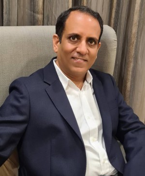 Suraj Arora - Managing Partner Village Groupe