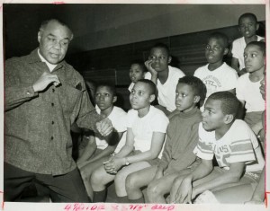 Boxing Legend Henry Armstrong with the youth.
