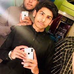 TAYYAB MAHMOOD SHEIKH AT GOSSIP LOUNGE