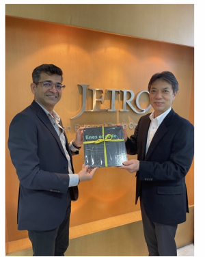 Mr. Vikram Upadhyaya, Founder, GHV presenting “Lines of Code” to Mr. Yasuyuki Murahashi, JETRO