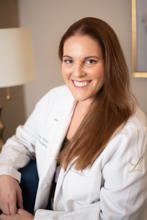 Lauren Saltzburg, DO, MBA, MA, a Hair Transplant Surgeon with Luminary Cosmetic Medicine & Hair Restoration