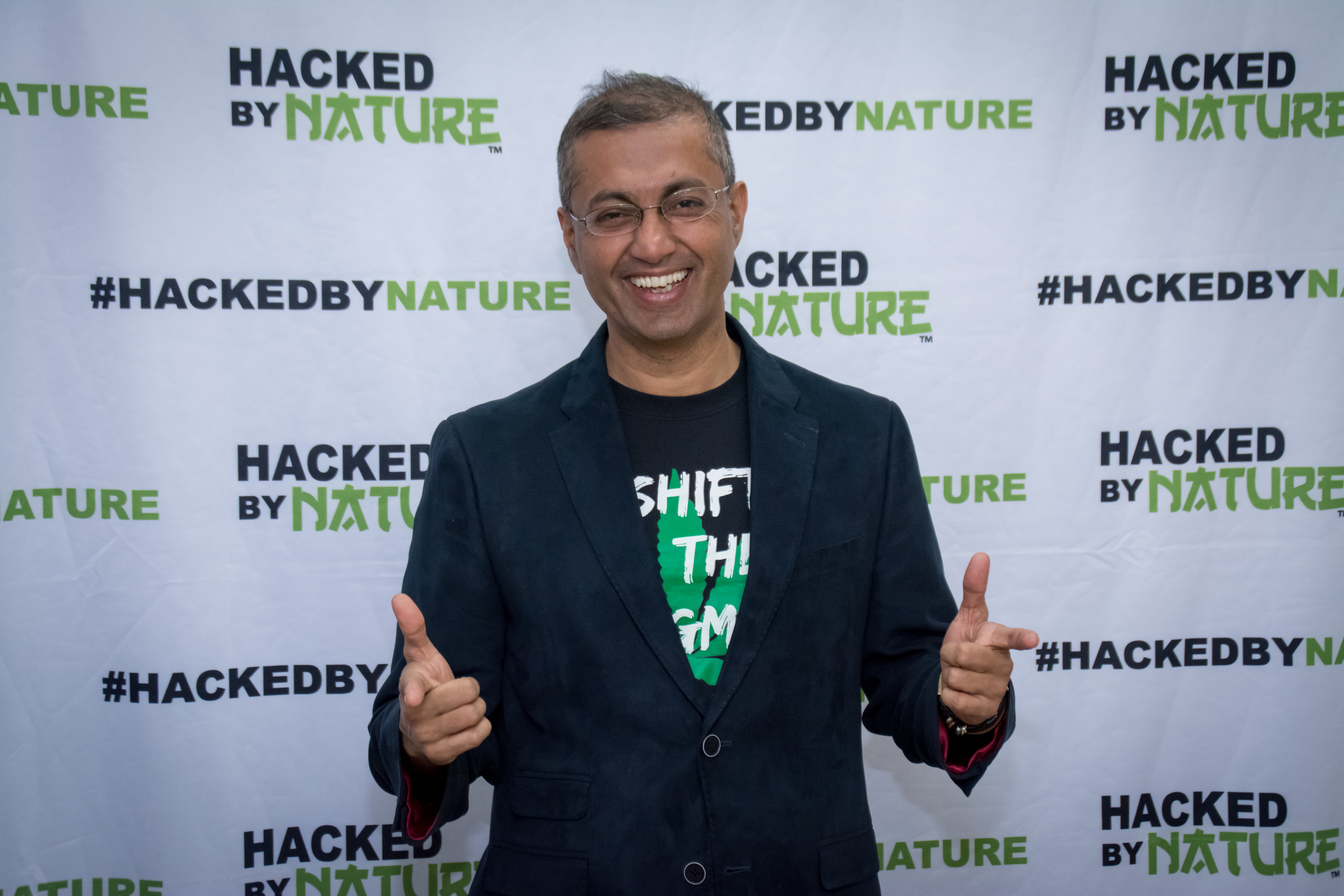 Las Vegas Stars Celebrate the Grand Opening of CBD, Crystal, and Herb